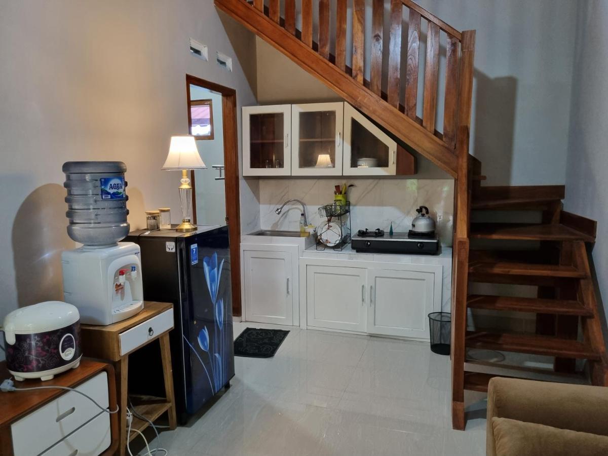 Mutiara Homestay Syariah Jogjacarta Exterior foto