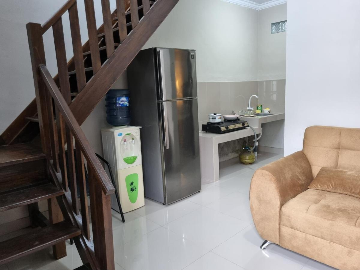 Mutiara Homestay Syariah Jogjacarta Exterior foto