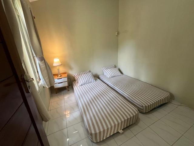 Mutiara Homestay Syariah Jogjacarta Exterior foto